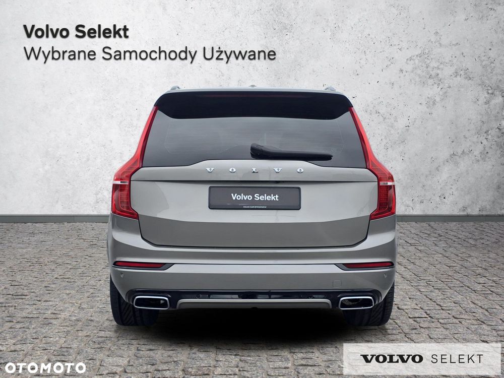 Volvo XC 90 - 8