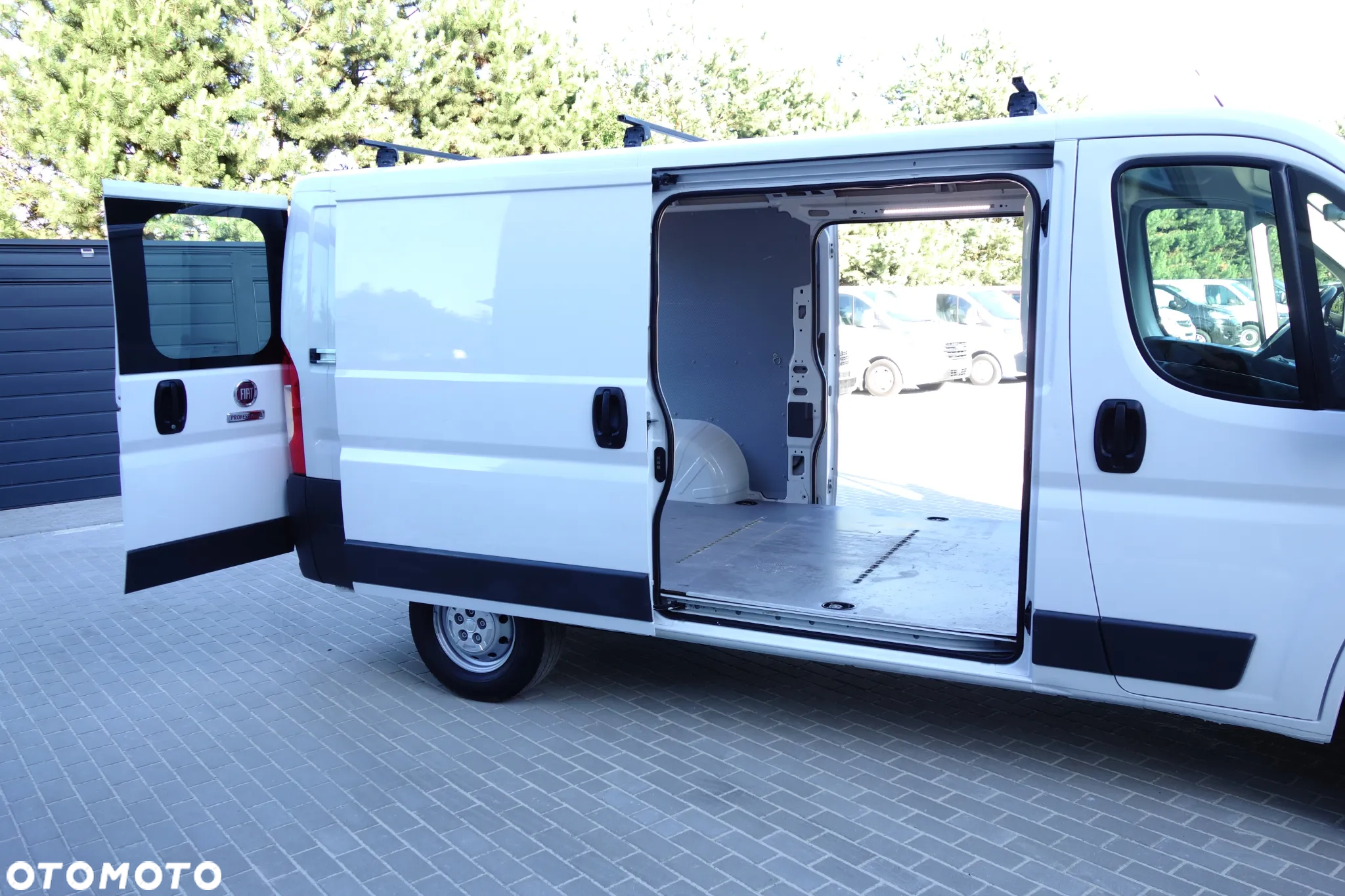 Fiat Ducato 2.3 Multi-Jet 130 KM Klima Webasto Kamera 2 x Drzwi Boczne - 11