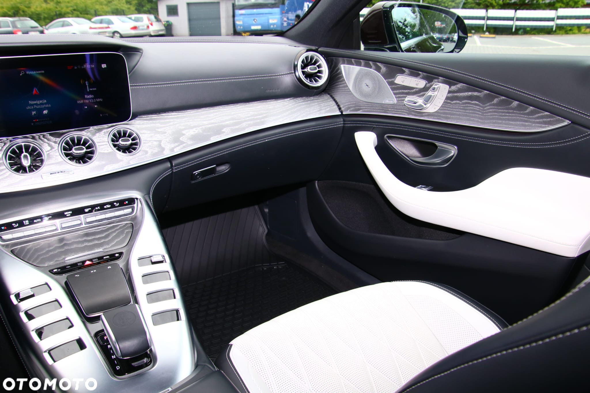 Mercedes-Benz AMG GT 53 4-Matic+ - 26