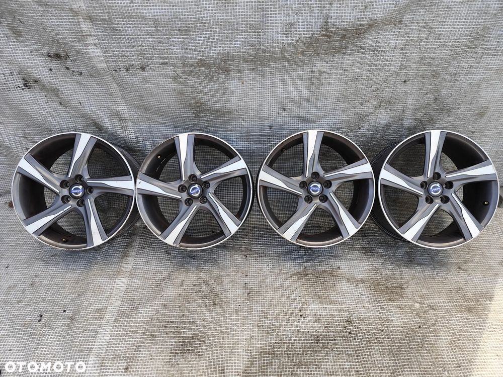 Felgi aluminiowe 4szt Komplet Volvo R-Design 18" 8Jx18 ET55 31362188 5x108 - 1