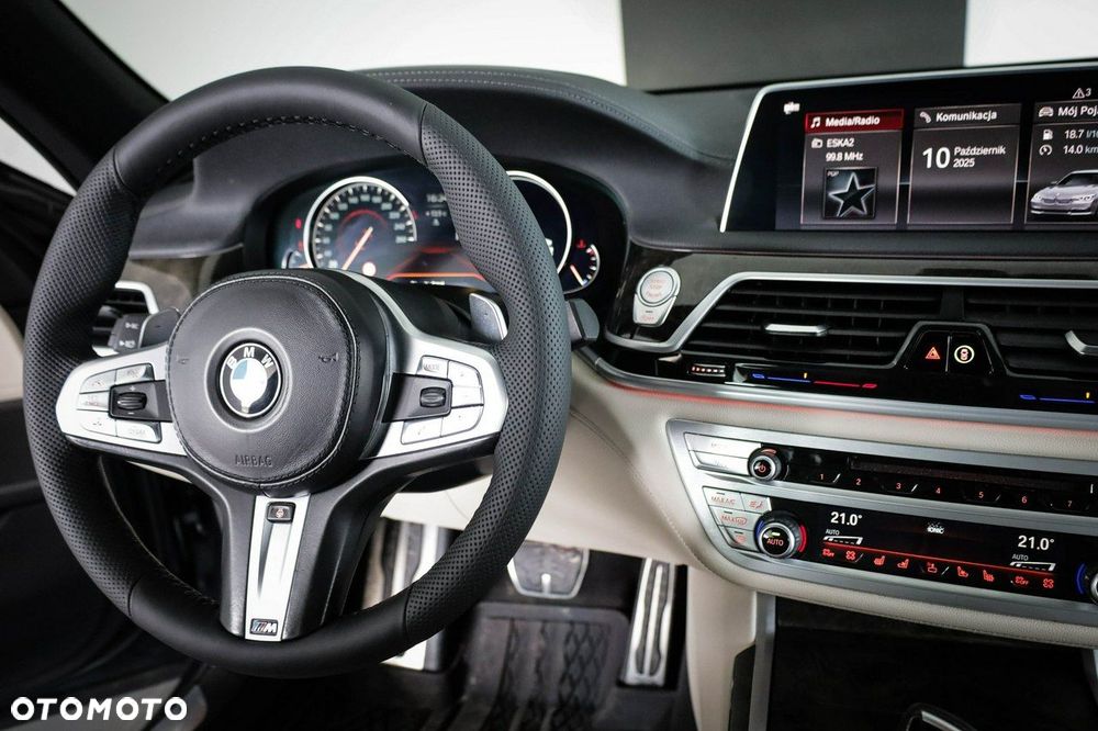 BMW Seria 7 - 26