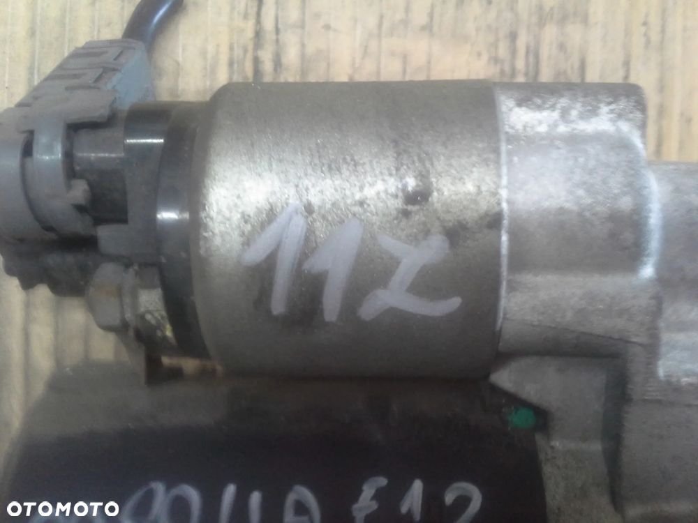 Toyota Corolla E12 1.6 VTi rozrusznik - 4