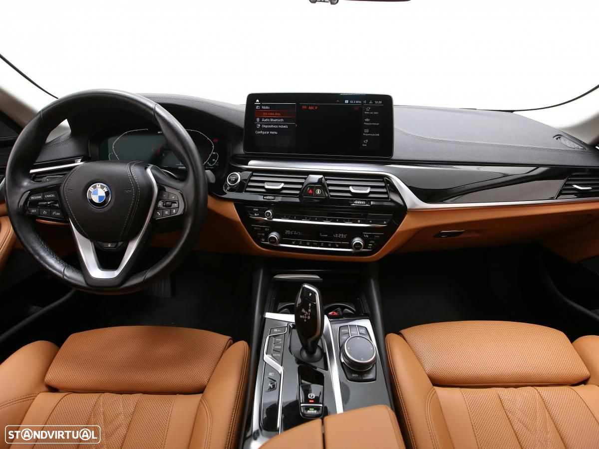 BMW 530 e - 6