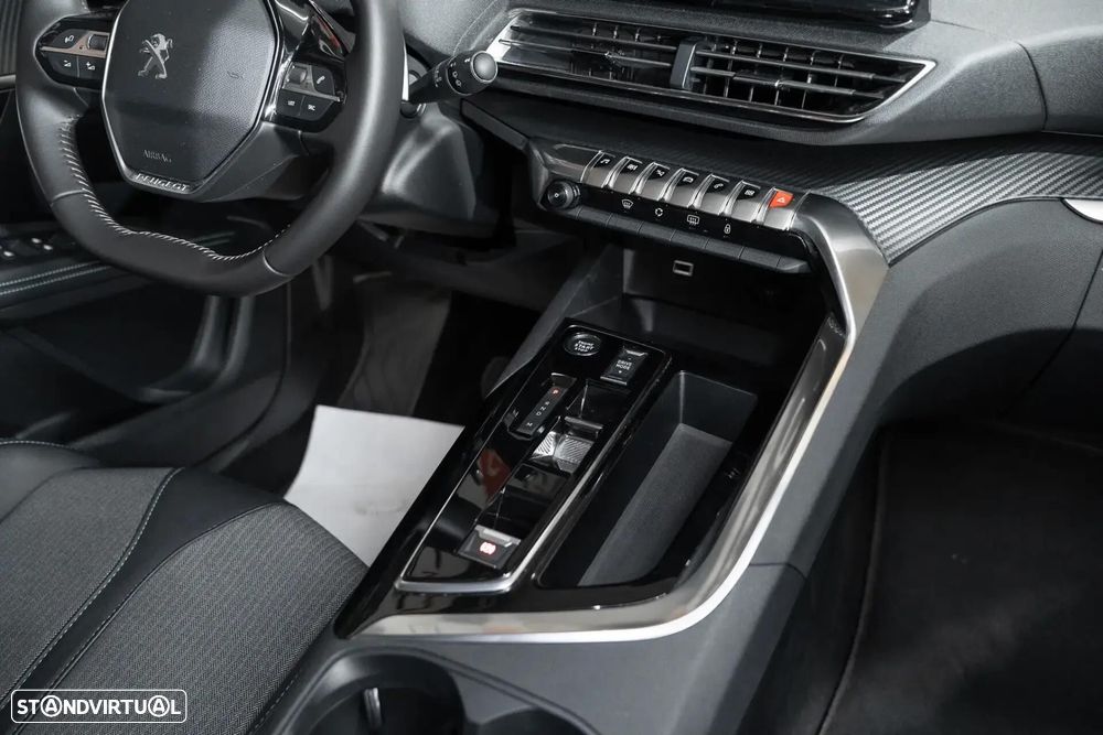 Peugeot 5008 1.5 BlueHDi Allure EAT8 - 14