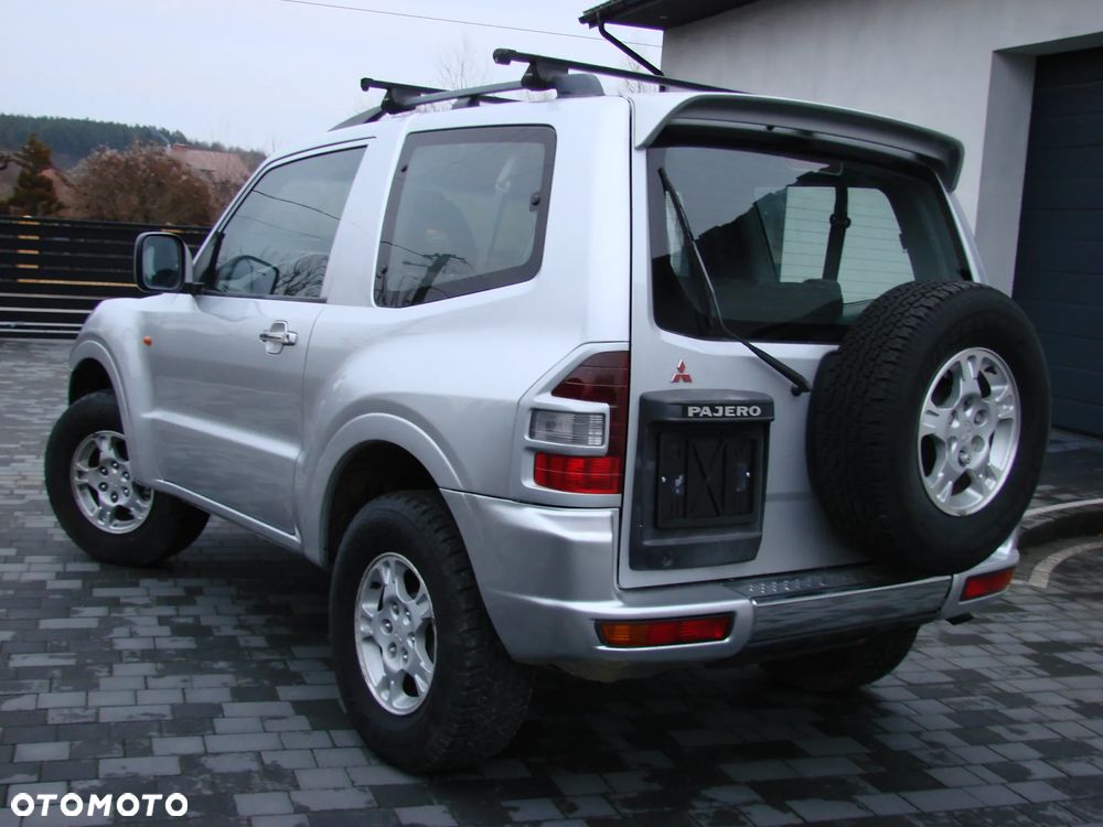 Mitsubishi Pajero 2.5 TD Classic - 18