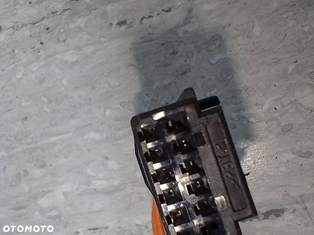 LUSTERKO LEWE RENAULT MODUS E20103022 NV676 - 2