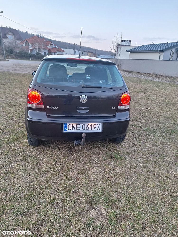 Volkswagen Polo 1.4 Comfortline - 10