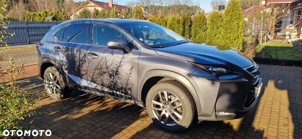 Lexus NX 200t Comfort AWD - 2