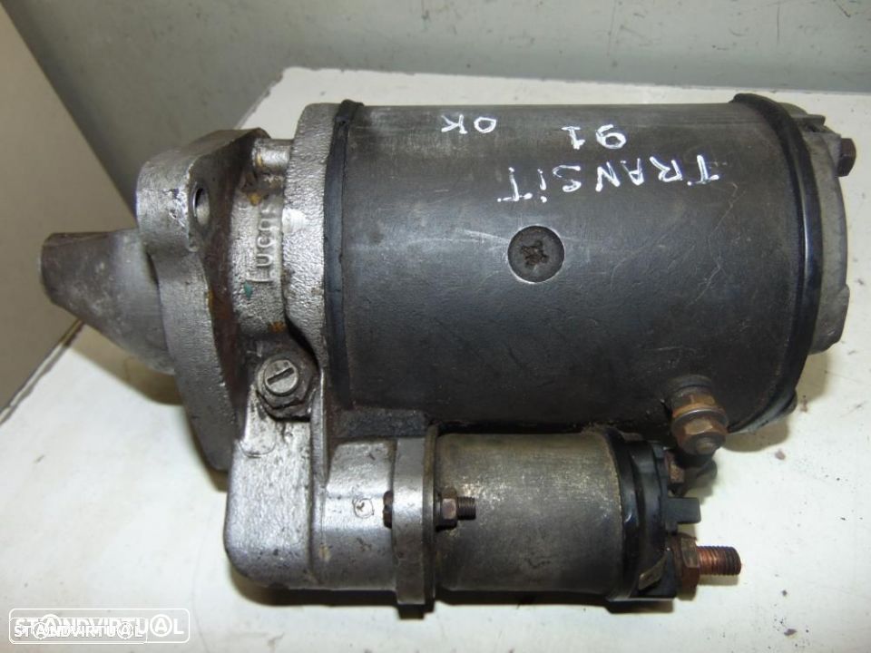 Ford Transit 2.5 modelo 1991 motor antigo - 3