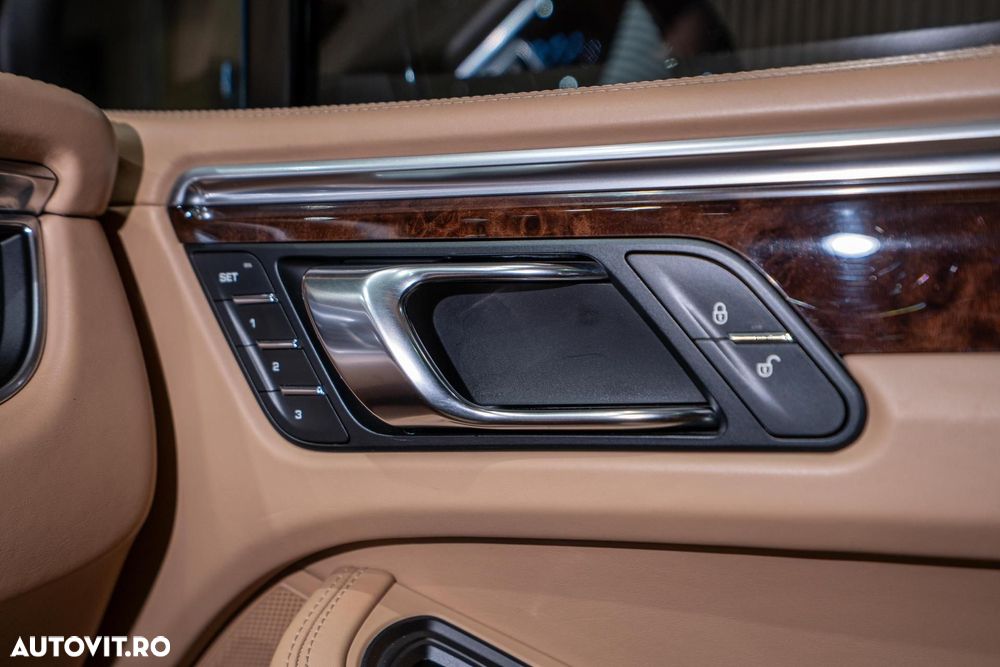 Porsche Macan 3.0 PDK S - 38