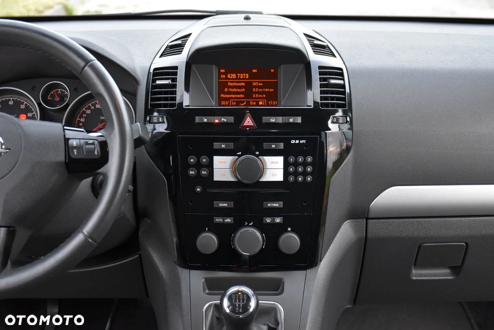 Opel Zafira 1.8 Innovation - 24