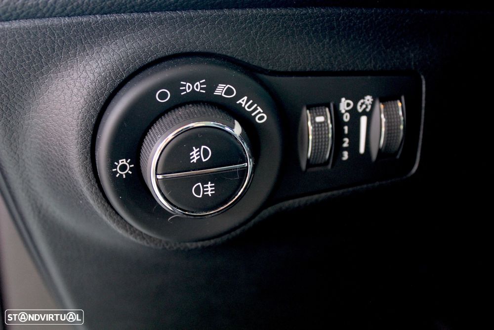 Jeep Compass 1.6 MultiJet Longitude - 20