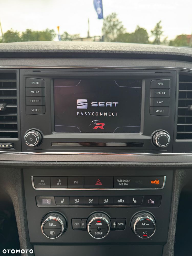 Seat Leon 1.8 TSI Start&Stop DSG XCELLENCE - 17