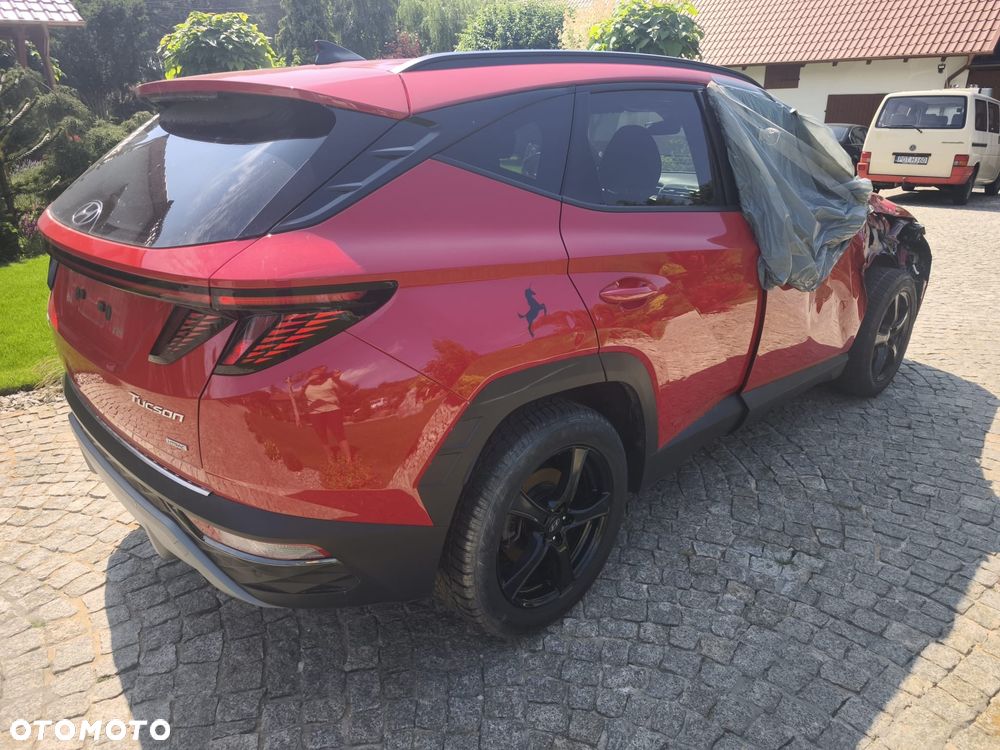 Hyundai Tucson 1.6 T-GDi 48V-Hybrid 4WD DCT Blackline - 9