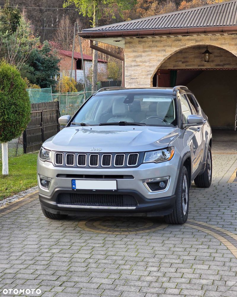 Jeep Compass - 1