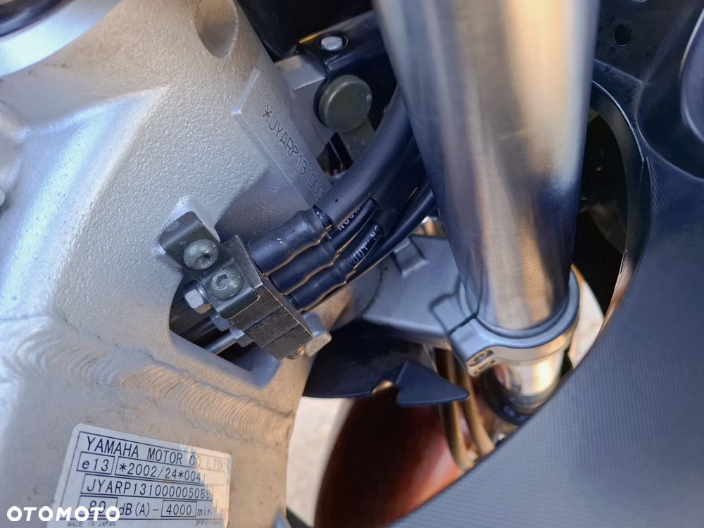Yamaha FJR - 37