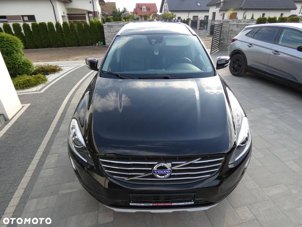 Volvo XC 60 D5 AWD Momentum - 13