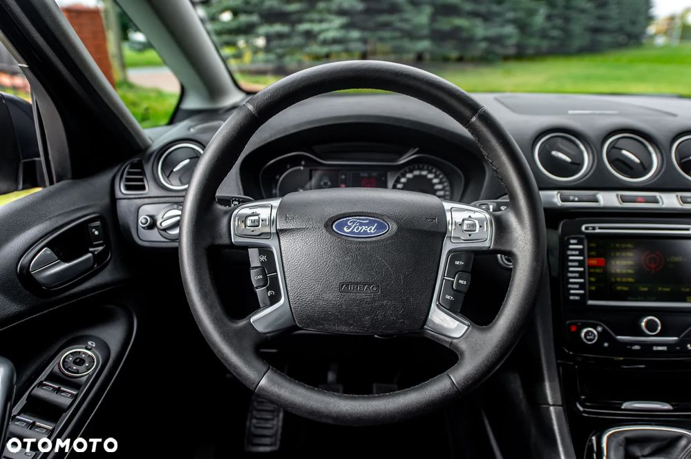 Ford S-Max 2.0 TDCi DPF Titanium X - 25