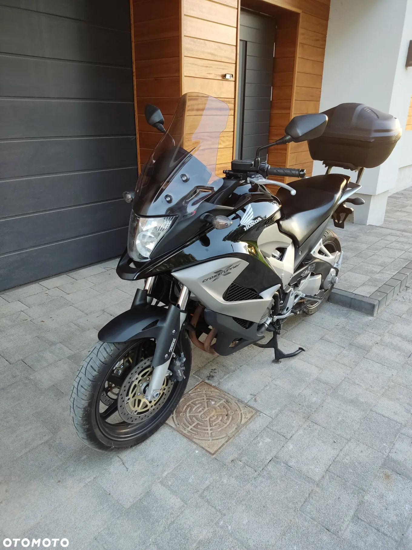 Honda VFR - 11