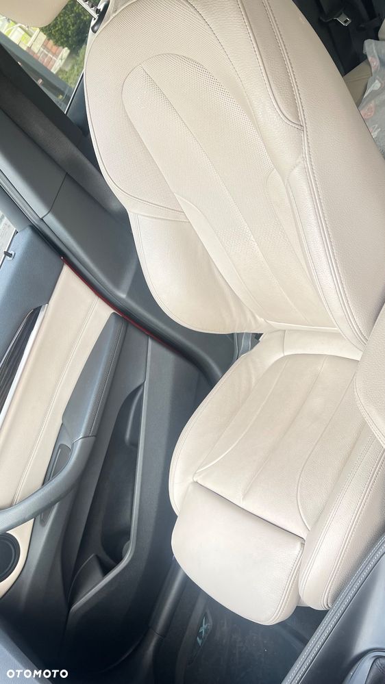 BMW X1 - 17