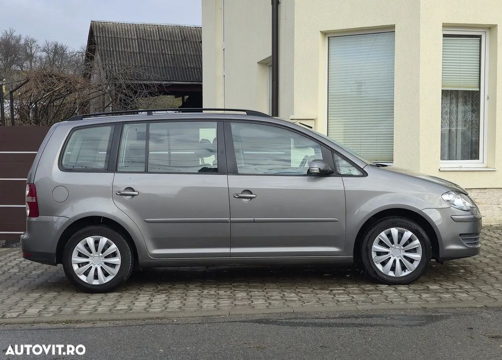 Volkswagen Touran 2.0 TDI DPF Comfortline - 16