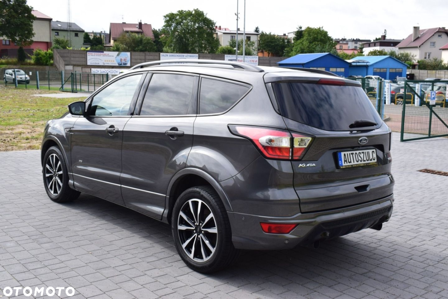 Ford Kuga - 10