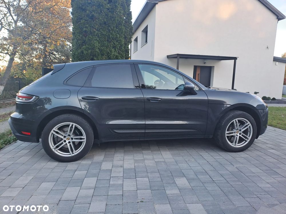 Porsche Macan Standard - 30