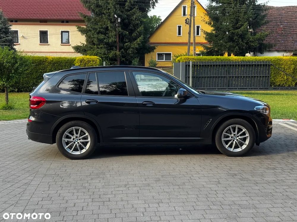 BMW X3 xDrive20d Luxury Line - 15