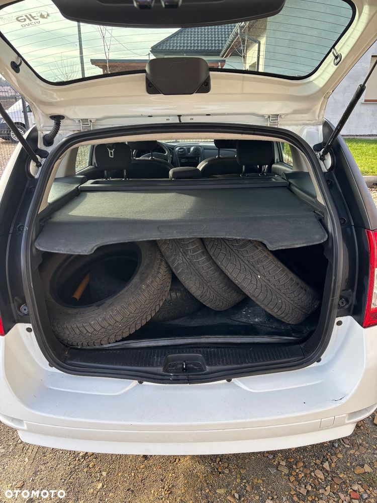 Dacia Logan 1.2 16V Access EU6 - 2