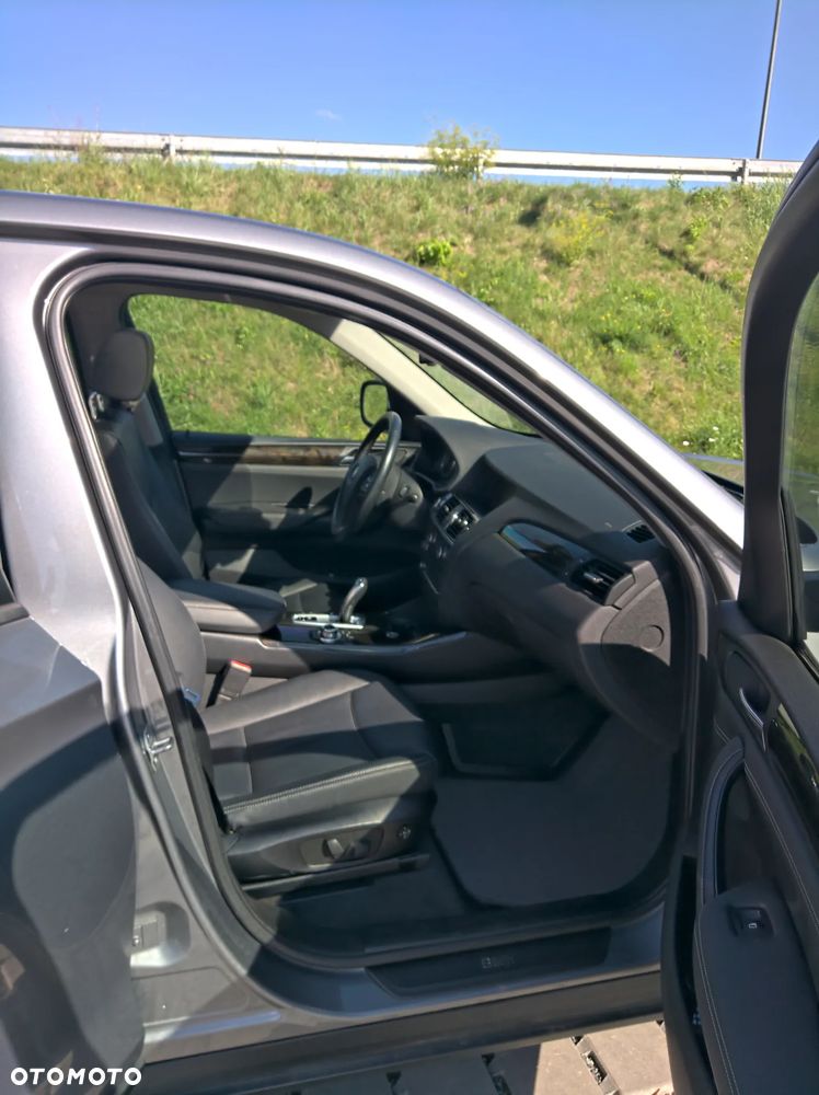 BMW X3 28i xDrive - 9