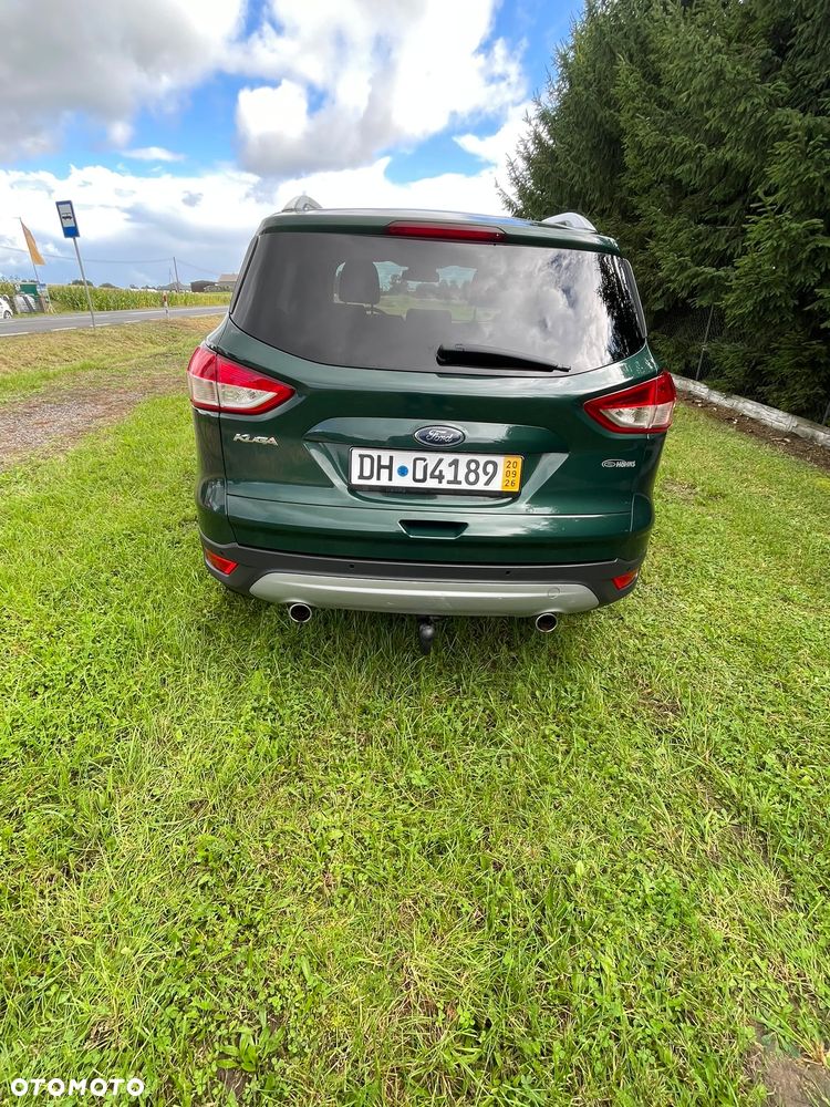 Ford Kuga 2.0 TDCi 4x4 Titanium - 4