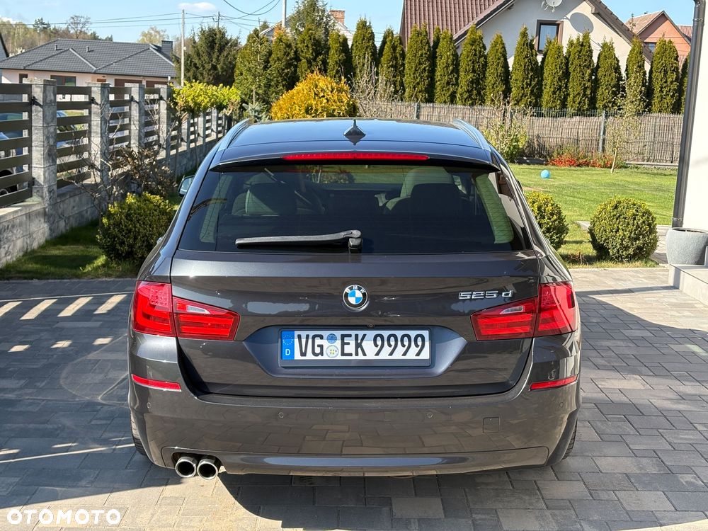 BMW Seria 5 525d - 4