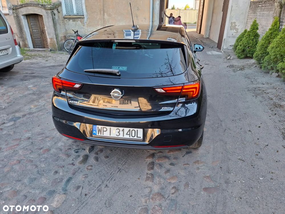 Opel Astra 1.6 CDTI Dynamic - 10