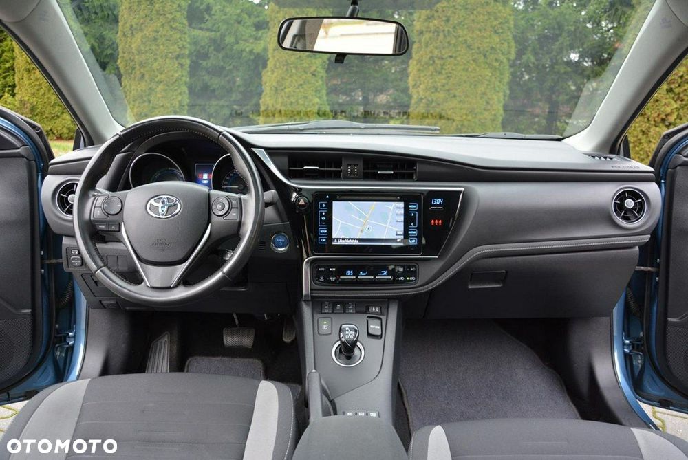 Toyota Auris Hybrid 135 Premium - 25