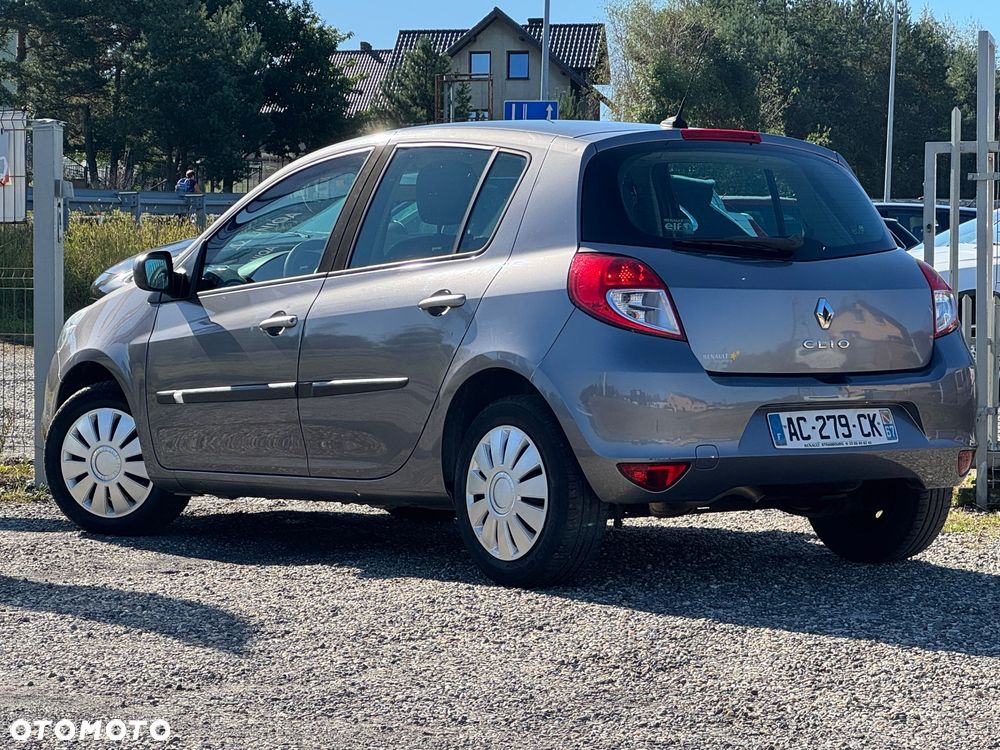 Renault Clio - 3