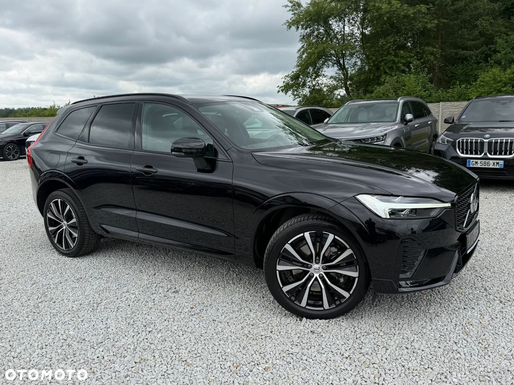 Volvo XC 60 B4 D AWD Ultimate Dark - 18