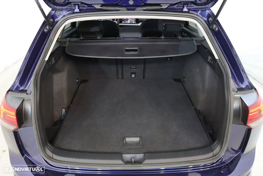 VW Golf Variant 2.0 TDi SCR Life - 22