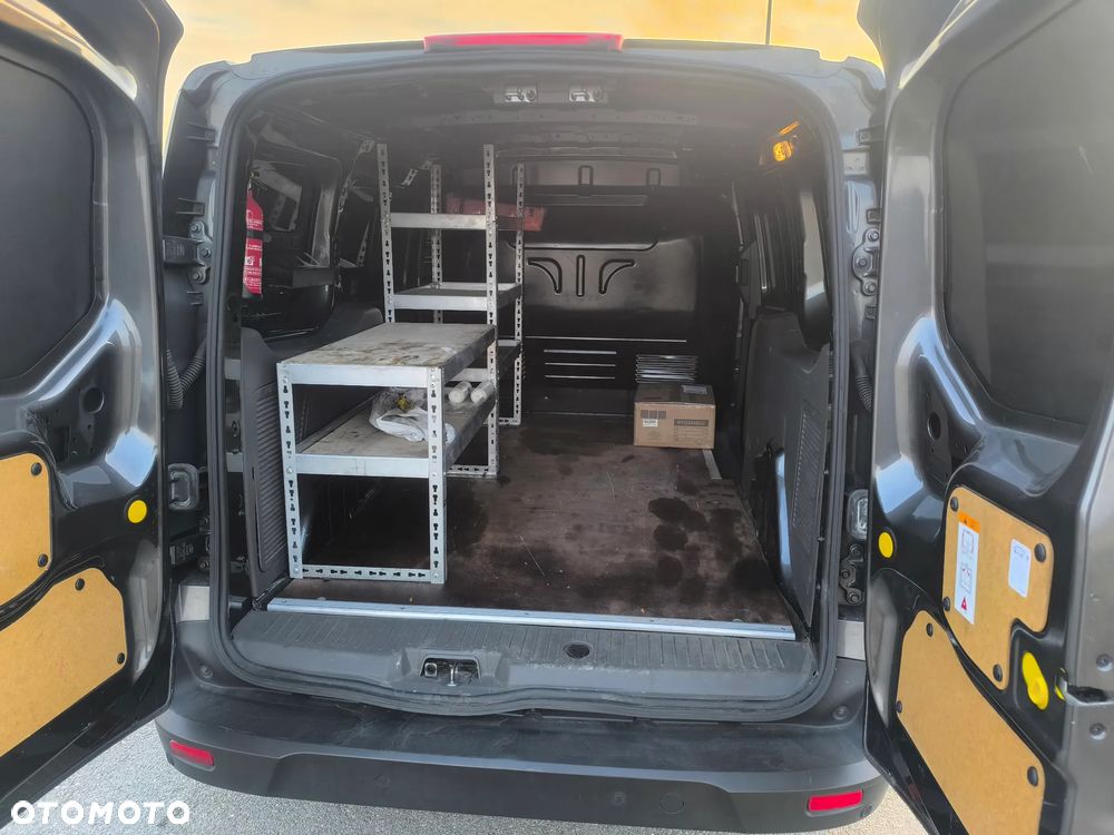Ford Transit Connect - 9