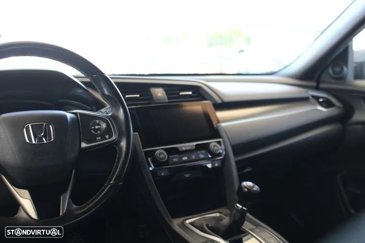 Honda Civic 1.6 i-DTEC Elegance Navi - 39