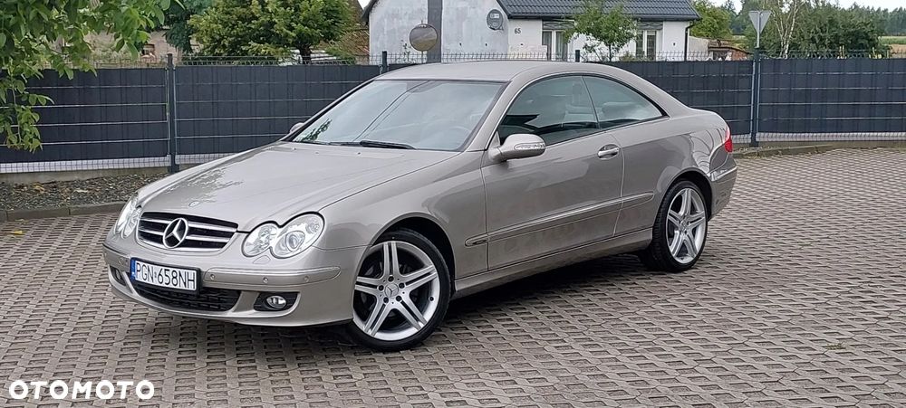 Mercedes-Benz CLK - 3