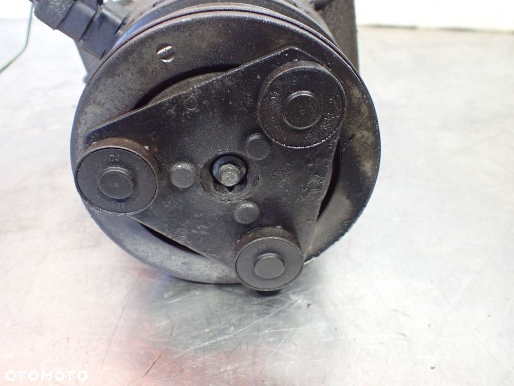 SPRĘŻARKA KLIMATYZACJI FORD FIESTA MK6 - 4