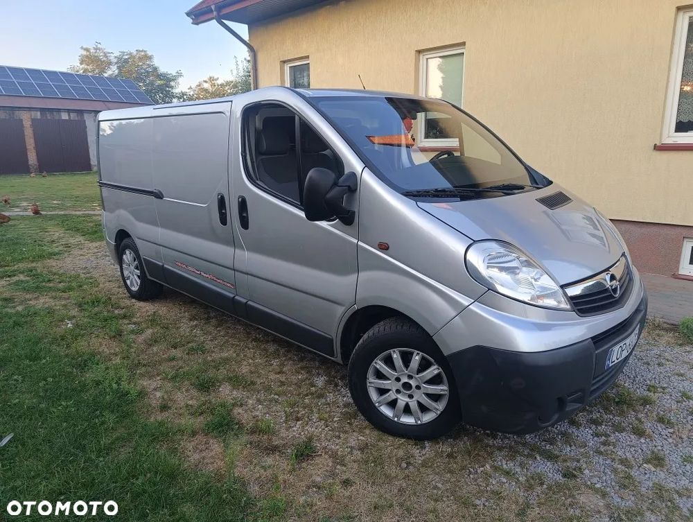Opel Vivaro - 16