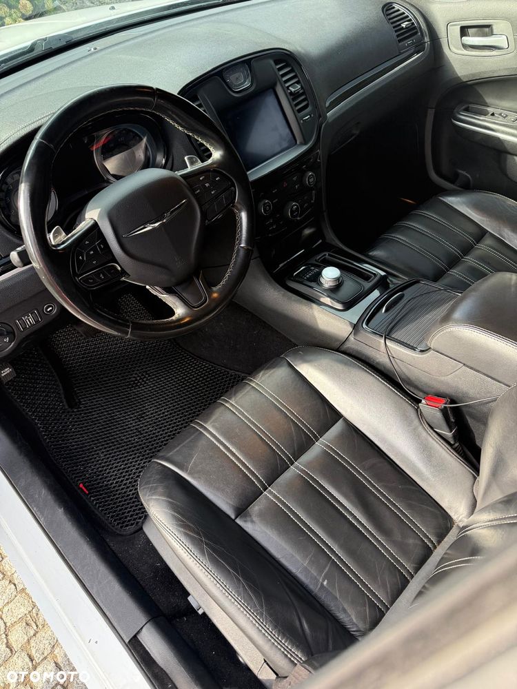 Chrysler 300s - 5