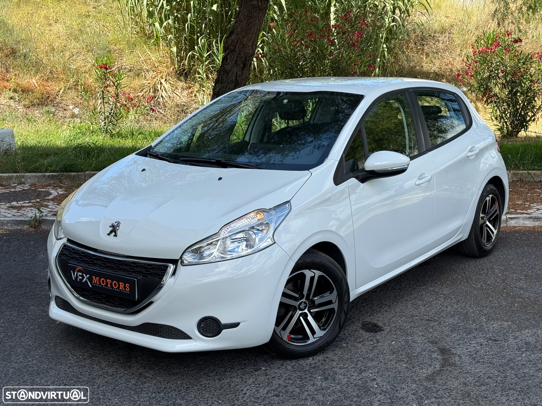Peugeot 208 1.4 HDi Active - 2