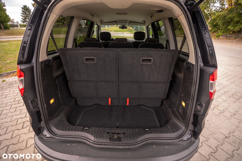 Ford Galaxy 2.0 TDCi Platinium X - 32