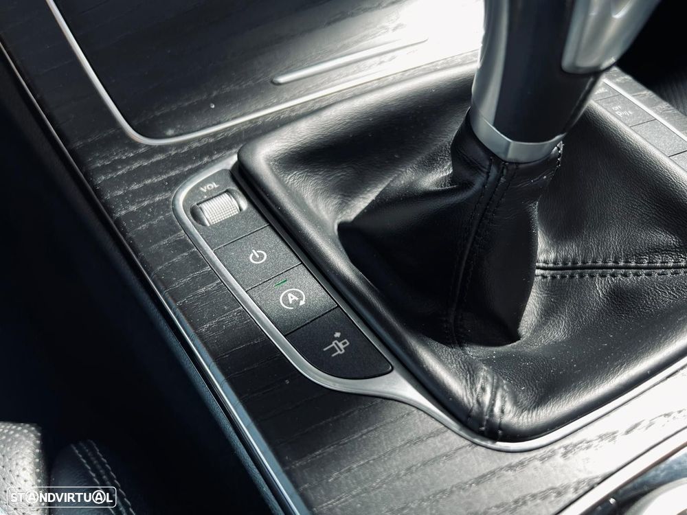 Mercedes-Benz C 220 d Cabrio AMG Line - 38