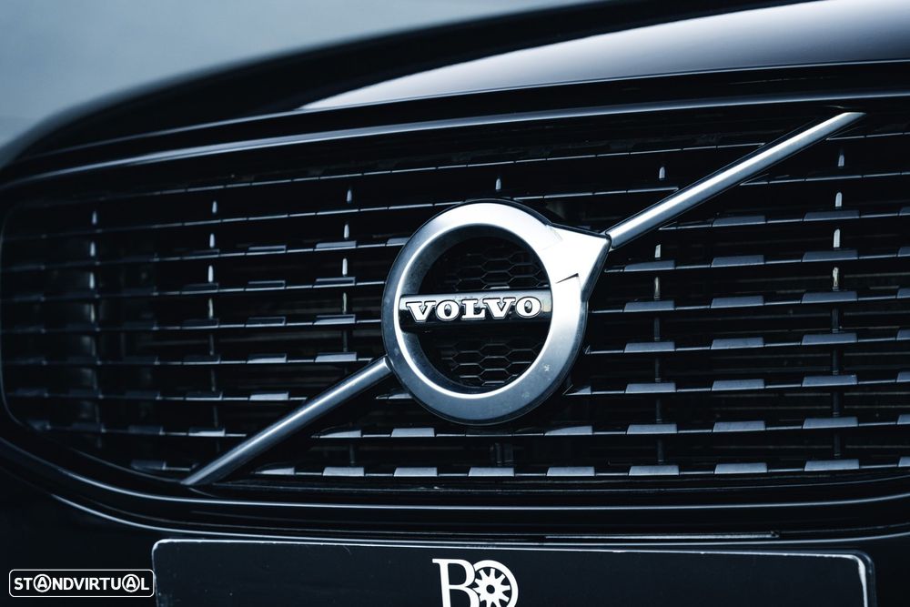 Volvo XC 60 2.0 D4 R-Design Geartronic - 8