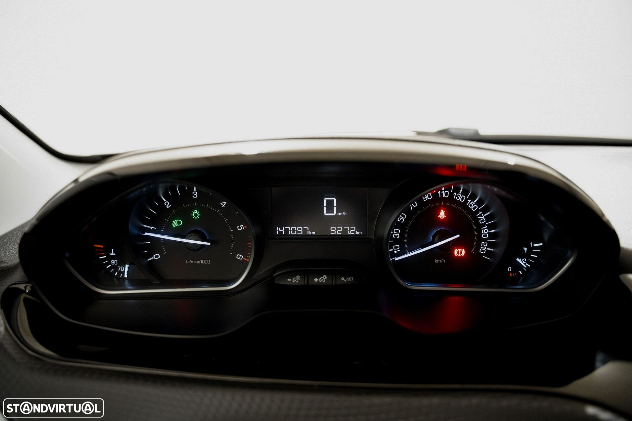 Peugeot 208 1.5 BlueHDi Signature - 14
