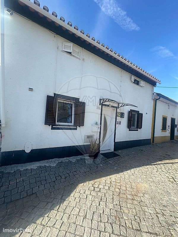 Moradia T3 para venda - Grande imagem: 2/9