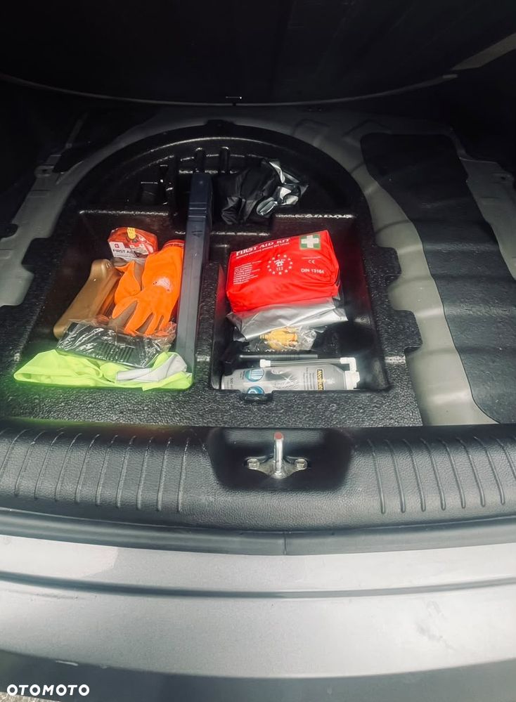 Hyundai Accent - 21